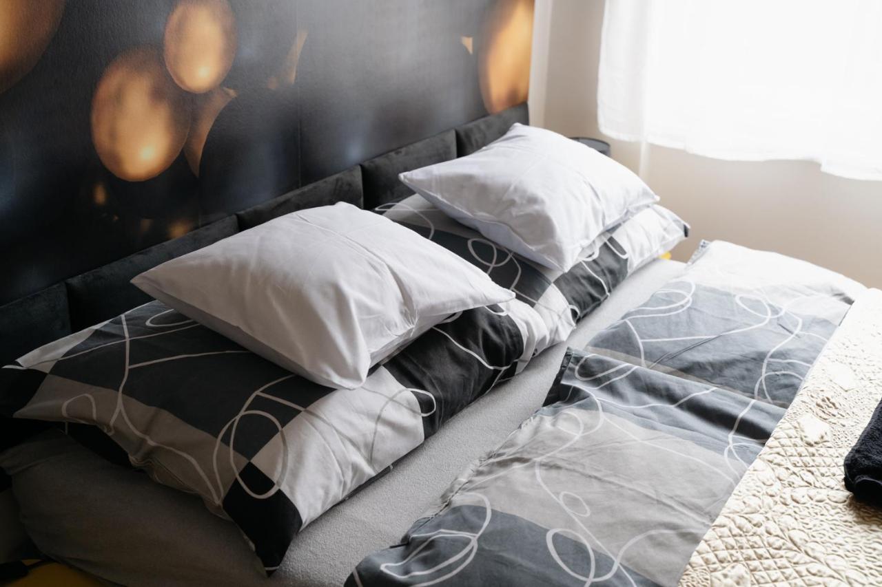 סגד Fand Center Apartman Luxury מראה חיצוני תמונה